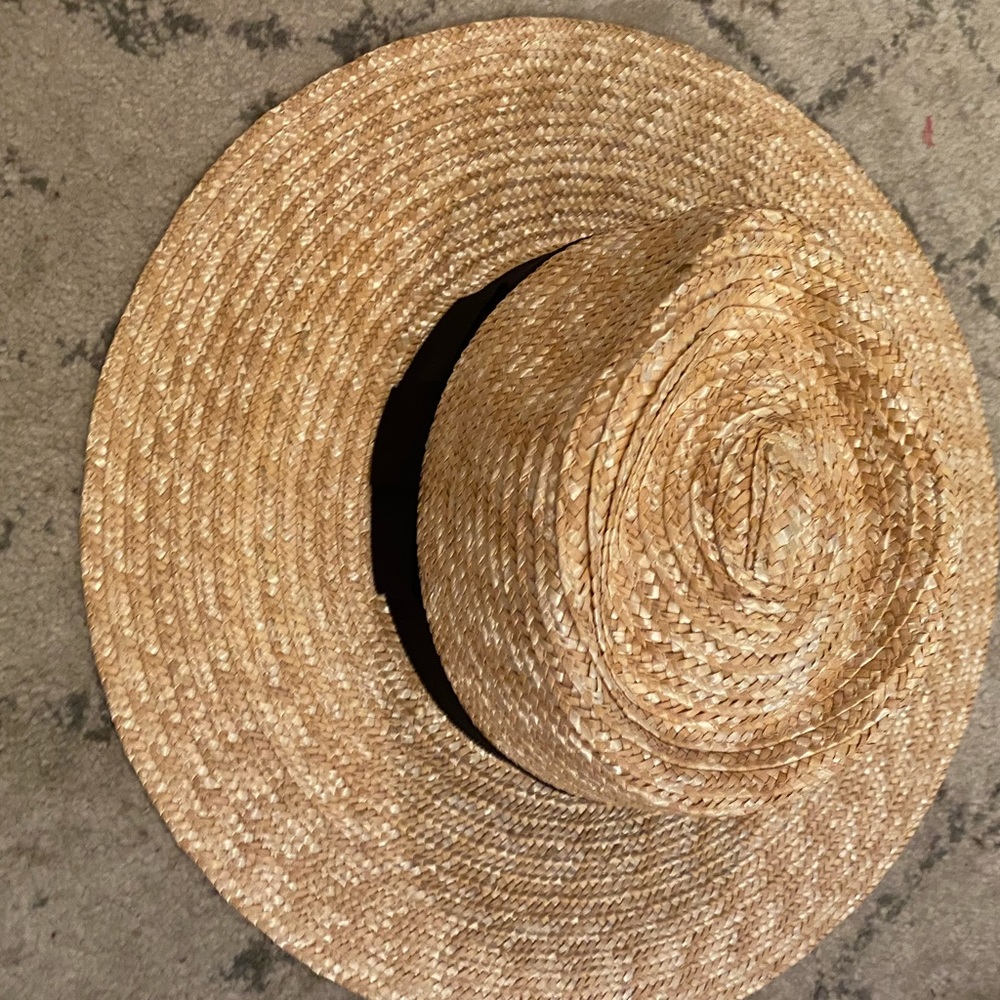 NWT Brixton Medium hat, Joanna